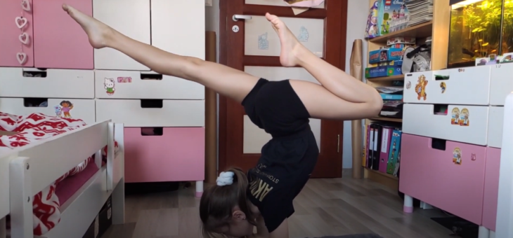Zdalny trening naszych akrobatów – Ala #zdrowie #sport #ćwiczenia