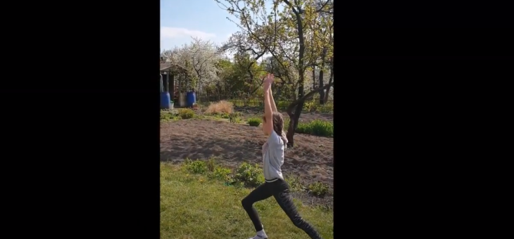 Zdalny trening naszych akrobatów – Hania #zdrowie #sport #ćwiczenia