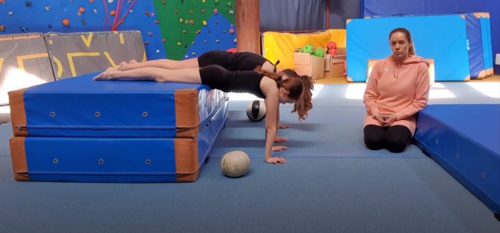 Nauka stania na rękach – część 2 #gimnastyka